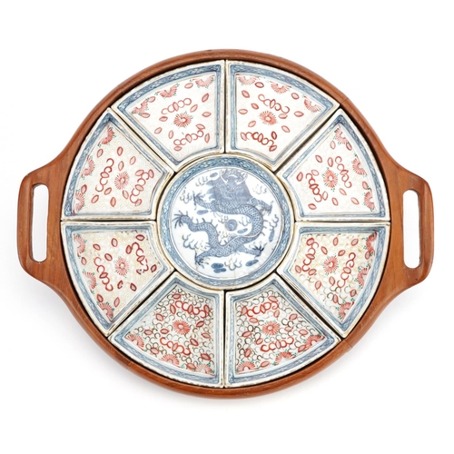 1306 - Chinese blue and white porcelain lazy Susan hand painted with a dragon housed in a hardwood tray, 34... 