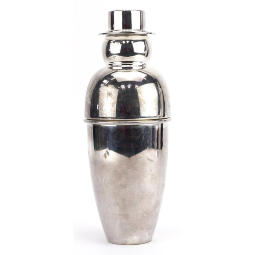 1326 - Novelty silver plated cocktail shaker in the form of a snowman, 26cm high