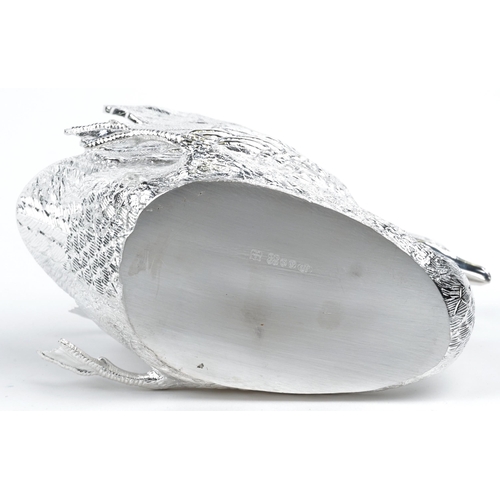 1361 - Silvered swan design centrepiece, 20cm in length