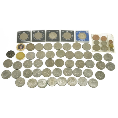 658 - Collection of commemorative crowns and coins