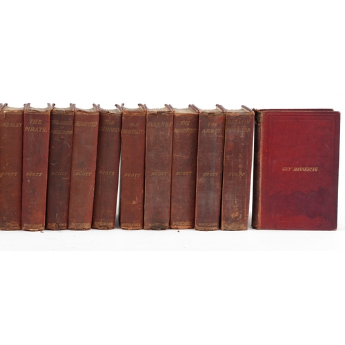 737 - Collection of Walter Scott hardback books including Antiquary and The Fortunes of Nigel