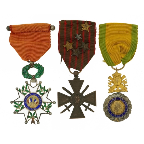 835 - Three Belgian military interest medals