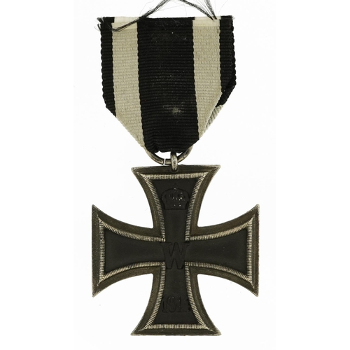 828 - German military interest iron cross