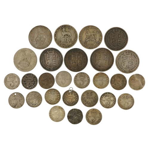 679 - Victorian and later coinage including shillings and thrupenny bits, 74g