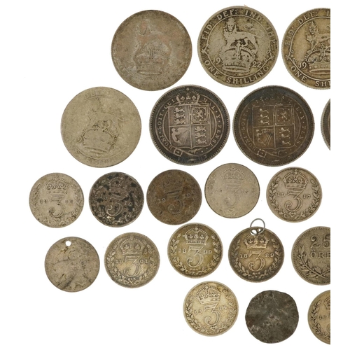 679 - Victorian and later coinage including shillings and thrupenny bits, 74g