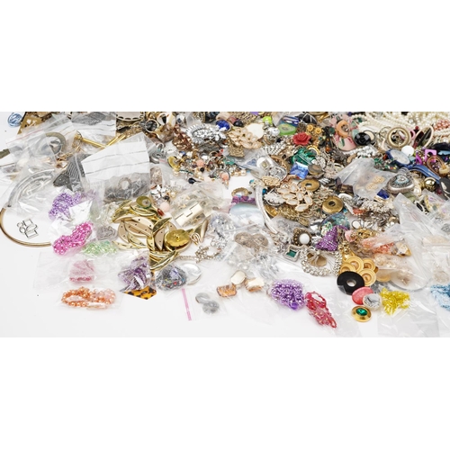 2641 - Extensive collection of costume jewellery and wristwatchs including necklaces, brooches, earrings, r... 
