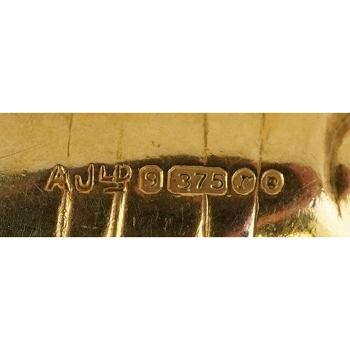 9ct gold Nefertiti bust charm, 2.0cm high, 1.6g