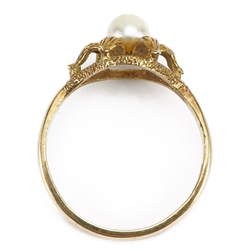 2093 - 9ct gold flower head ring set with a pearl, size P, 2.5g