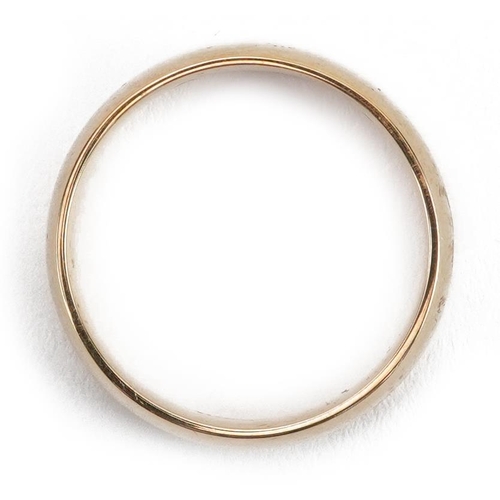2055 - Large 9ct gold wedding band, size U, 6.1g
