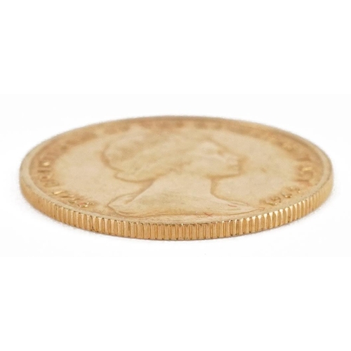 610 - Elizabeth II 1965 Isle of Man gold half sovereign