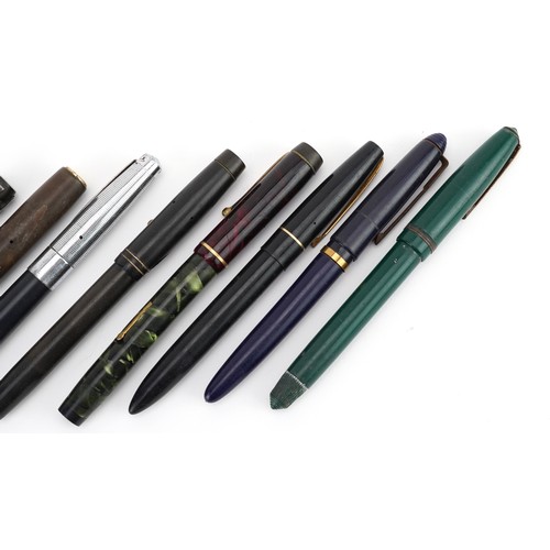 212 - Nine vintage fountain pens, some with gold nibs, including Parker and Conway Steward