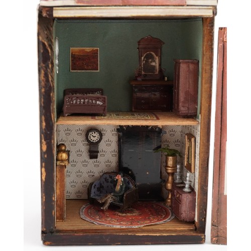 338 - Pine doll's house diorama in the form of a Georgian house, 13cm high