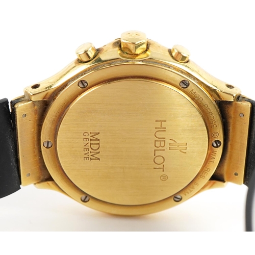 2074 - Hublot, 18ct gold Hublot MDM 1620.3 chronograph wristwatch, reference 219128, with black rubber stra... 