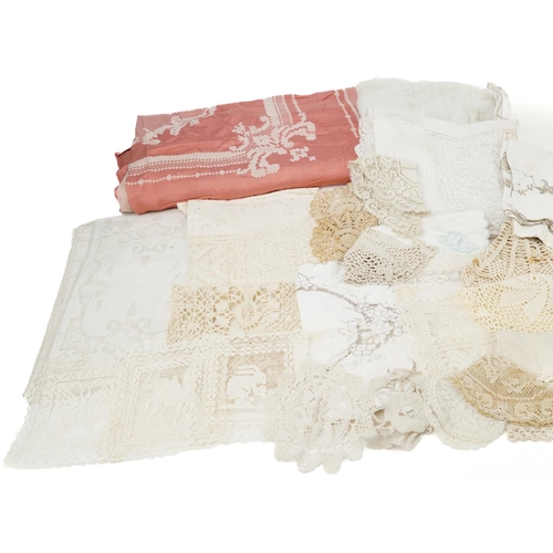 1508 - Large collection of crochet, linen and muslin including tablecloths and coasters