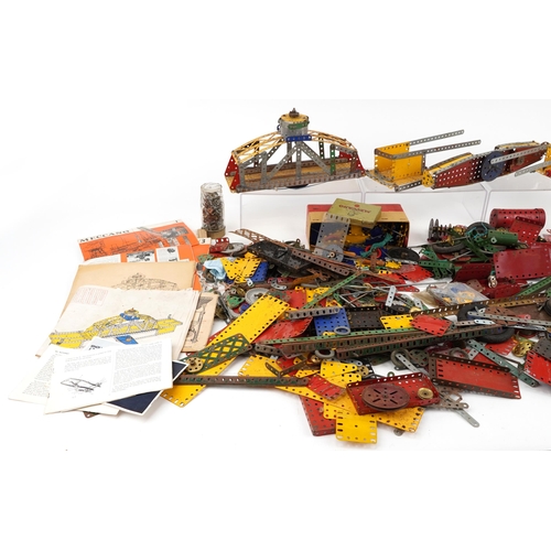 1584 - Large collection of vintage Meccano with a selection of instructions