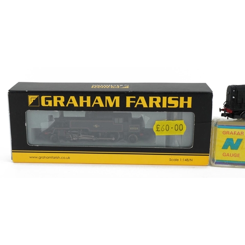 1532 - Three Graham Farish N gauge model railway locomotives, two with cases including numbers 372-327 and ... 