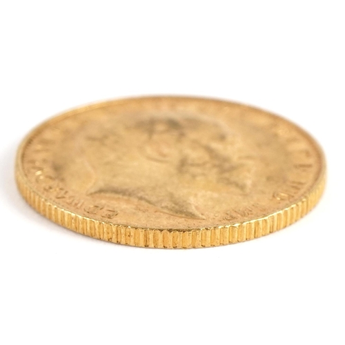 142 - Edward VII 1910 gold sovereign - this lot is sold without buyer’s premium, the hammer price is the p... 