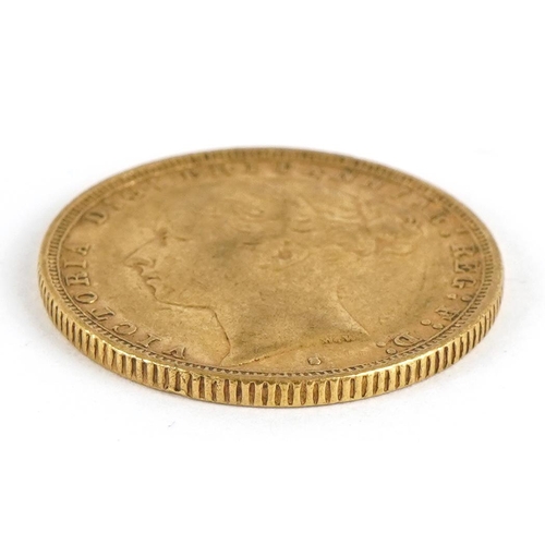 37 - Victoria Young Head 1882 gold sovereign, Sydney mint - this lot is sold without buyer’s premium, the... 