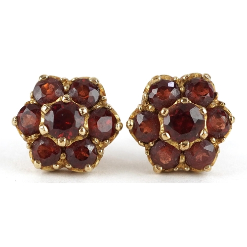 2254 - Pair of 9ct gold Bohemian garnet flower head stud earrings, one butterfly marked 750, 1.1cm in diame... 