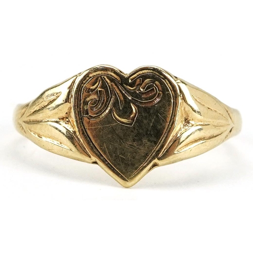 2299 - Antique style 9ct gold love heart signet ring, size J, 1.1g