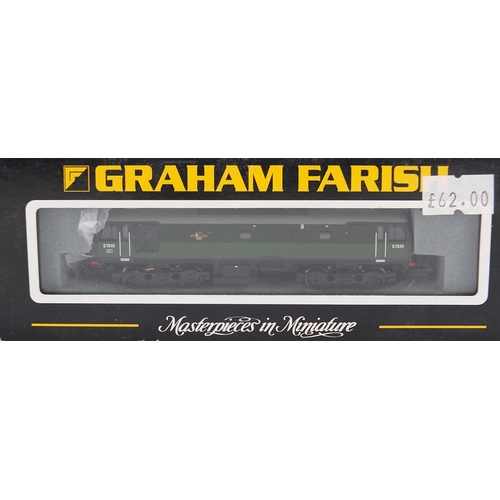 1494 - Two Graham Farish N gauge model railway locomotives with cases and boxes by Bachmann comprising GWR ... 