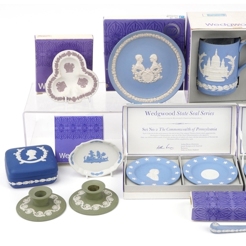 1368 - Collection of Wedgwood Jasperware, some with boxes including St Paul's Cathedral tankard, pair of ca... 