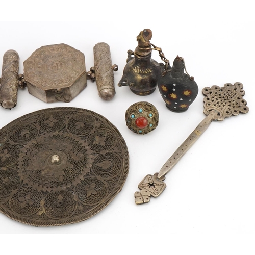 1179 - Tribal interest metalware and a horn scent bottle including a white metal box and a ring with caboch... 