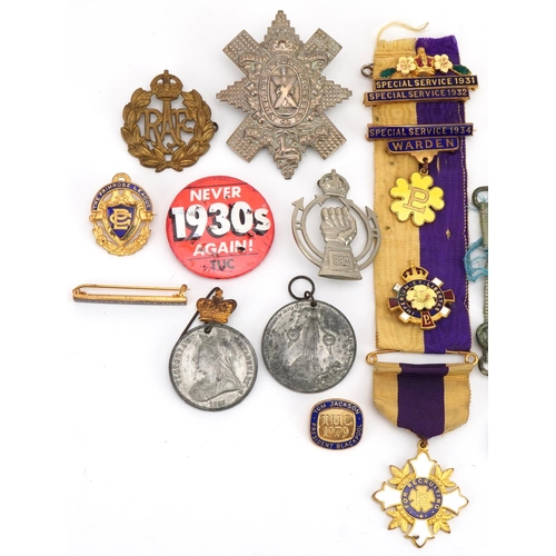 1322 - Military and commemorative interest sundry items including The West Riding cap badge and Queen's Own... 