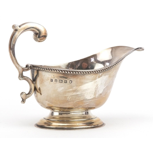 371 - William Neale & Son, George V silver sauceboat, Birmingham 1935, 16.5cm in length, 183.7g