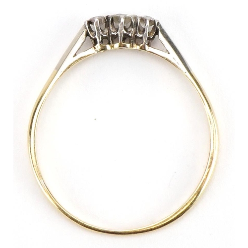 2066 - 18ct gold and platinum diamond three stone ring, the largest diamond approximately 2.7mm in diameter... 