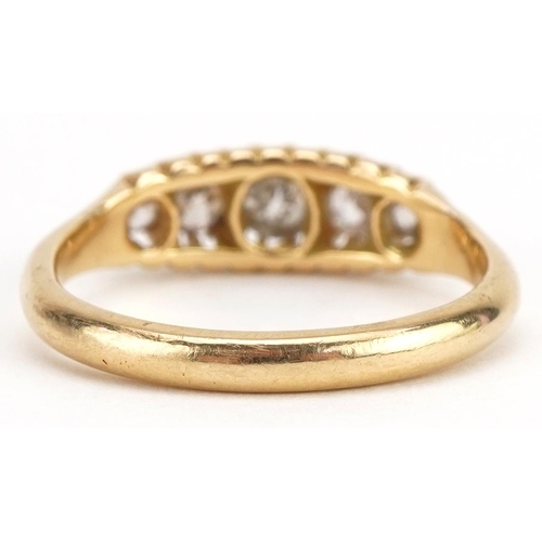 2022 - 18ct gold diamond graduated five stone ring, the largest diamond approximately 4.0mm x 3.8mm, size P... 