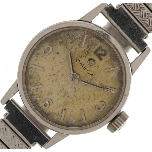 2142 - Omega, ladies wristwatch, the case numbered 511 016, 20mm in diameter