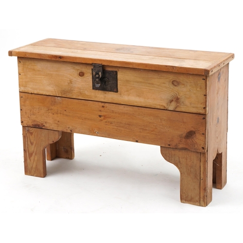 1110 - Victorian pine plank chest, 51cm H x 79.5cm W x 28cm D