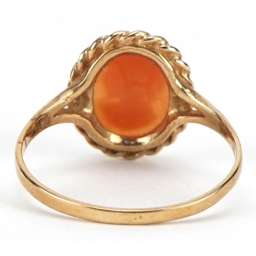 2159 - 9ct gold cameo maiden head ring with split shoulders, size Q/R, 2.0g