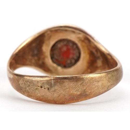 2135 - Antique 9ct gold cabochon garnet signet ring, size E, 1.6g