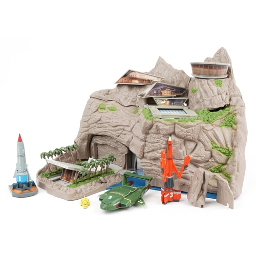 1436 - Thunderbirds Tracy Island with vehicles by Vivid Toy Group, 50cm in length