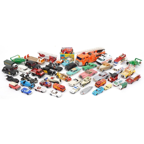 1474 - Collection of vintage and later model vehicles, predominantly diecast including Corgi Batmobile, Thu... 