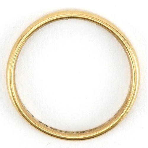 2198 - 18ct gold wedding band, size P/Q, 2.7g