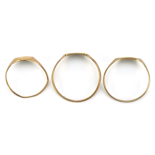 2174 - Three 9ct gold signet rings, sizes P, M and H, total 3.3g