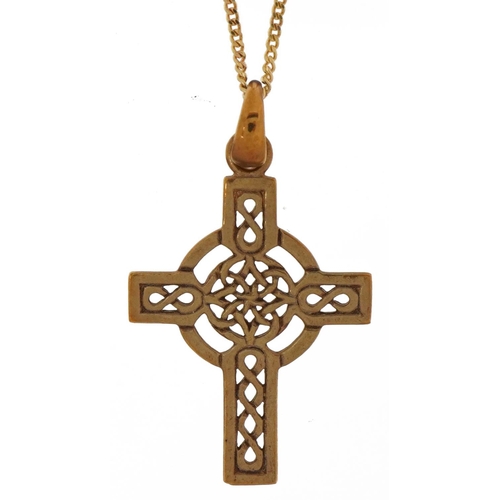 2130 - 9ct gold Celtic cross pendant on 9ct gold curb link necklace, 3.3cm high and 46cm in length, total 2... 