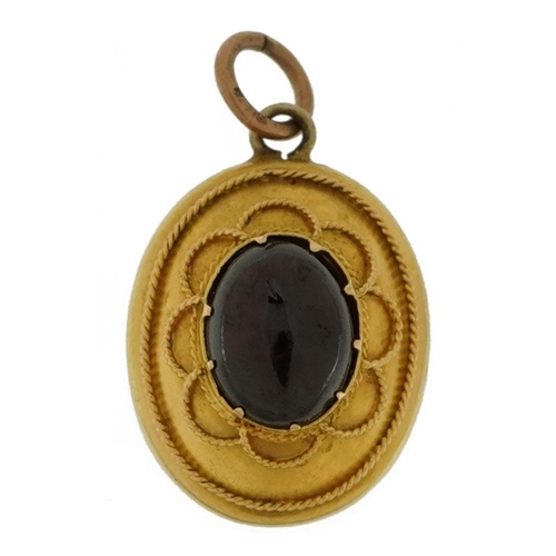 2102 - Victorian unmarked gold cabochon garnet pendant, 2.7cm high, 2.5g