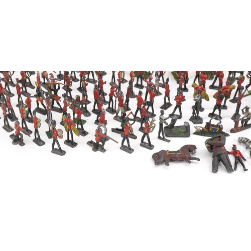 1485 - Collection of hand painted lead soldiers and warriors, some on horseback, the largest 11.5cm in leng... 