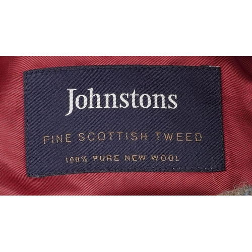 628 - Two gentlemen's Johnston's fine Scottish tweed pure new wool jackets retailed by Brook Taverner, 82c... 