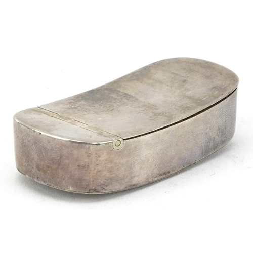 105 - William Boot, George III silver snuff box with gilt interior, Birmingham 1809, 5.2cm in length, 22.2... 