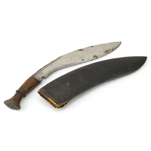 1560 - Gurkha's kukri knife with steel blade and leather sheath, 42cm in length