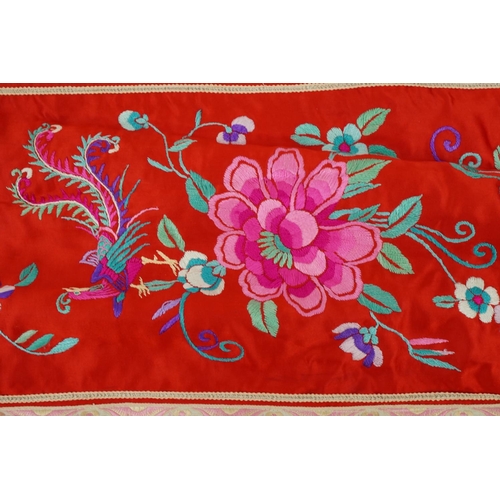 189 - Chinese Canton silk skirt embroidered with flowers and a silk hat embroidered with a toad, the large... 