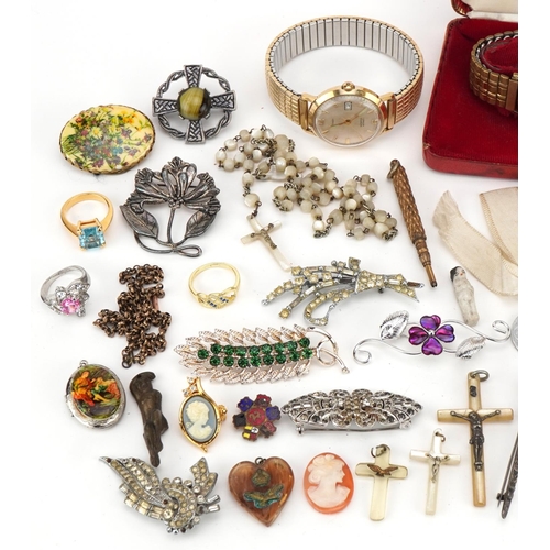 2388 - Vintage and later costume jewellery and wristwatches including brooches, rings and rosary beads