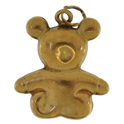 2175 - Unmarked gold teddy bear charm, 2.4cm high, 1.6g