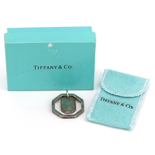 2272 - Tiffany & Co, silver keyring with box, 5.5cm high, 11.0g