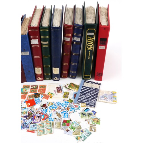 1626 - *WITHDRAWN* Large collection of British and World Stamps arranged in eleven stock books and albums i... 